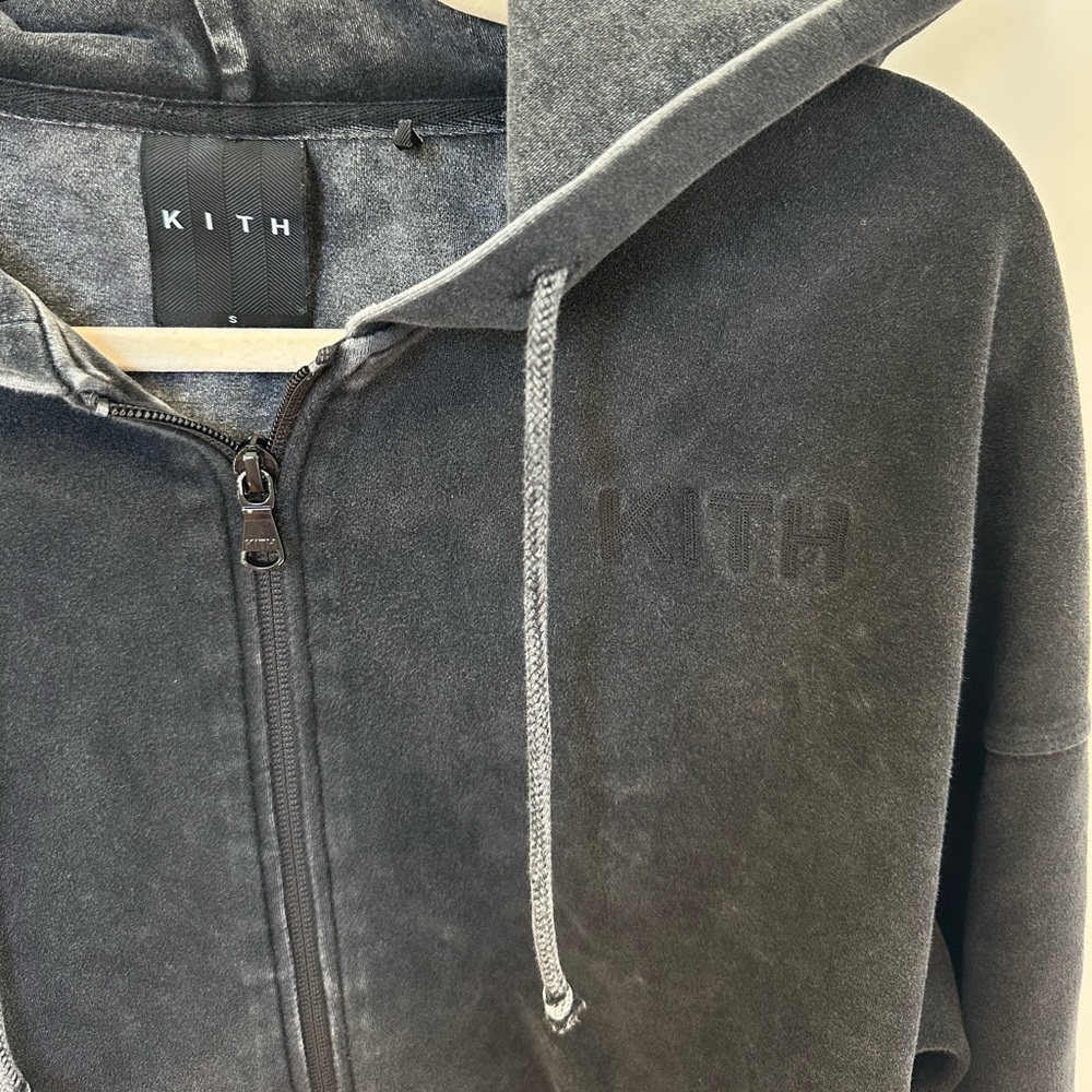 KITH zip up cropped hoodie